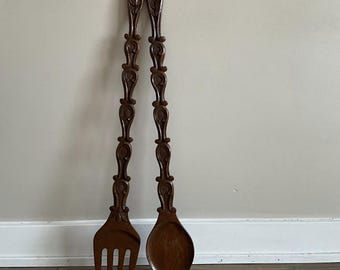 Vintage 60er Jahre Tiki Set, Gabel & Löffel: 76 cm Hand geschnitztes Polynesisches Dekor