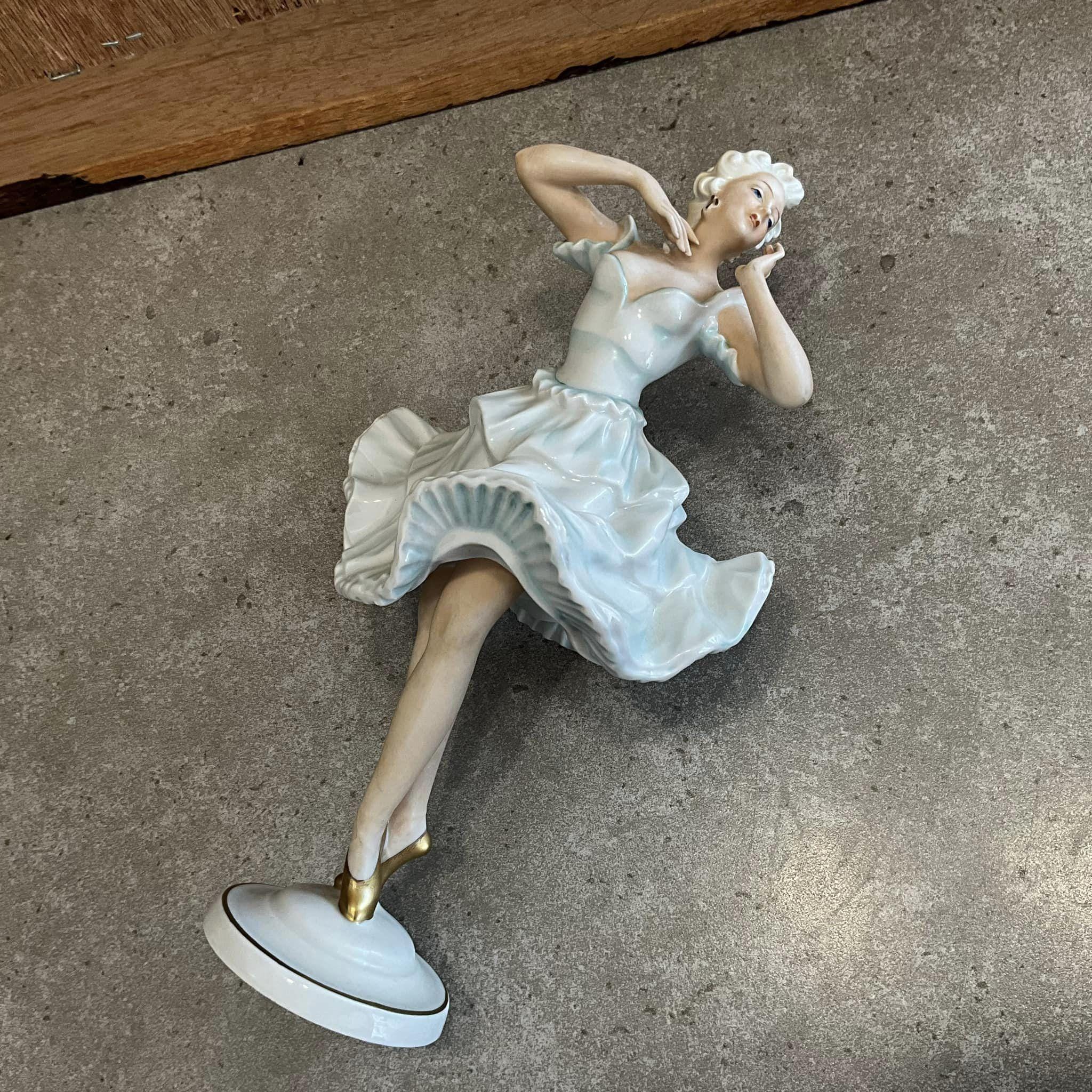 ヴィンテージ Unterweißbach 磁器バレリーナ置物、ドイツ製 - Etsy 日本