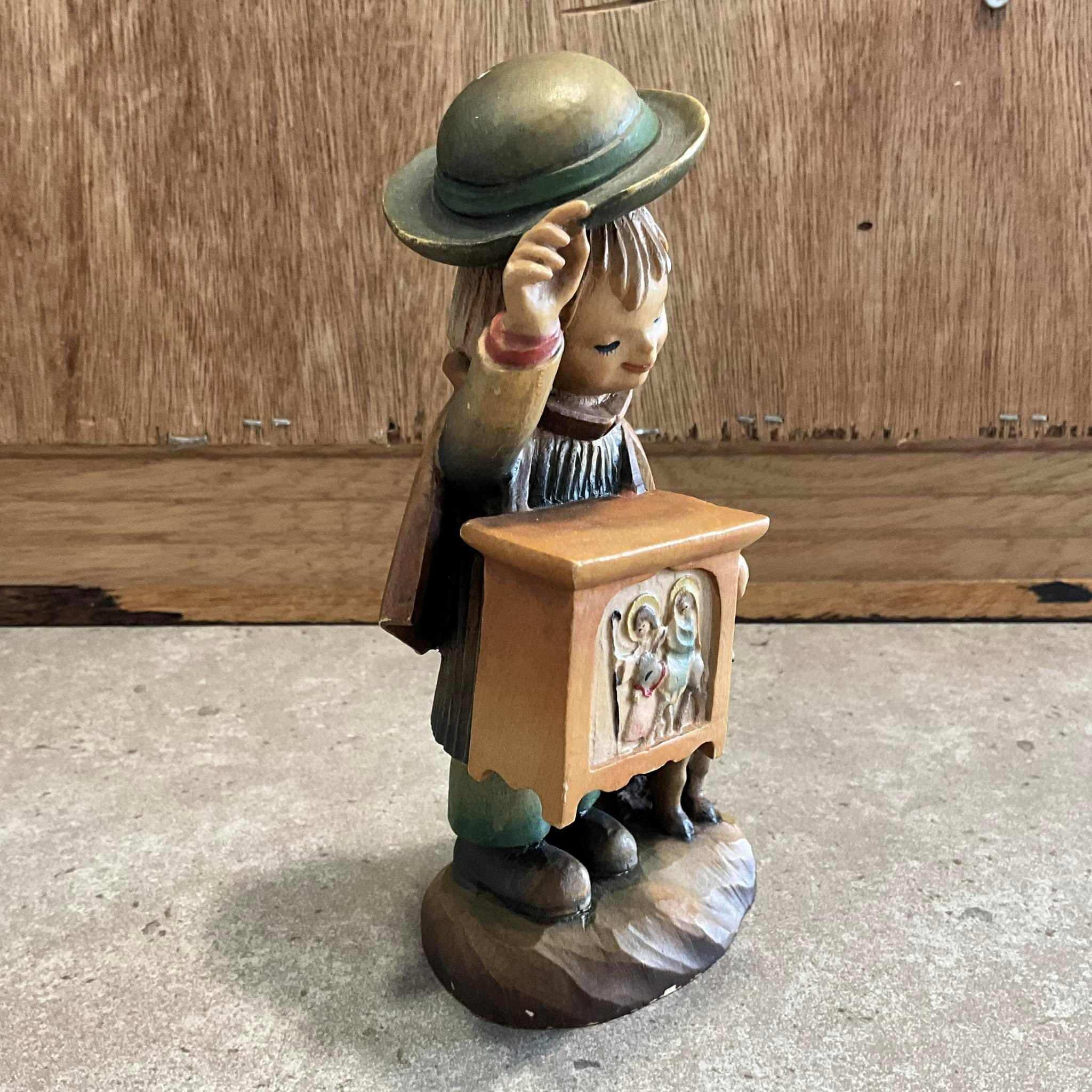 ANRIによるイタリア製本物の木彫り置物 - Etsy 日本