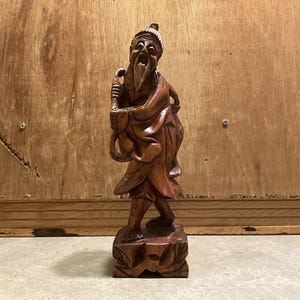 Vintage Hand Carved Asian Chinese Wise Fisherman Wooden Collectible Sculpture