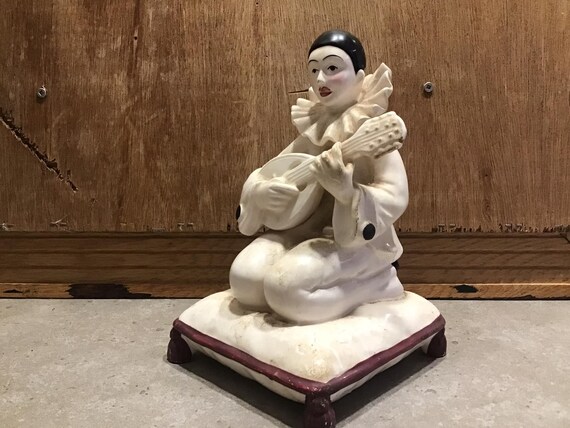 Vintage Sigma Taste Setter Pierrot Clown Ceramic Music Box - Made