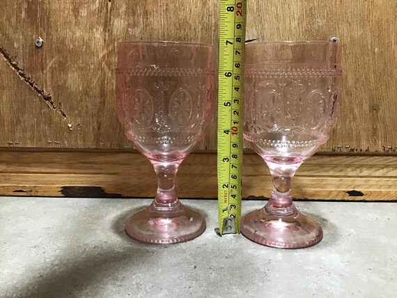 Pink water goblets outlet