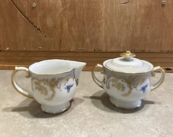 Zestaw do cukru i śmietanki Royal Bayreuth, strefa USA, Niemcy (1945-1949), porcelana z motywem kwiatowym i złoceniem, kolekcjonerska porcelana niemiecka z okresu powojennego