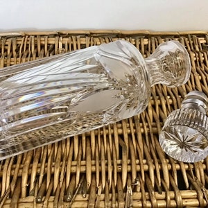 Vintage Crystal Decanter with stopper Cut Glass Decanter | MCM Barware Glass Liquor with Glass Stopper | Vintage Bar Whiskey
