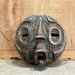 Vtg Ghana Round African Mask Handmade In Ghana Carved Wood