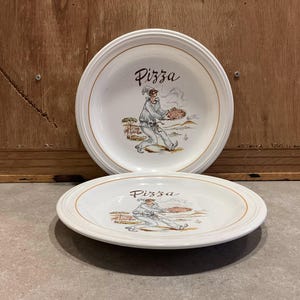 2 Vintage Italian Pizza Plates Made in Italy