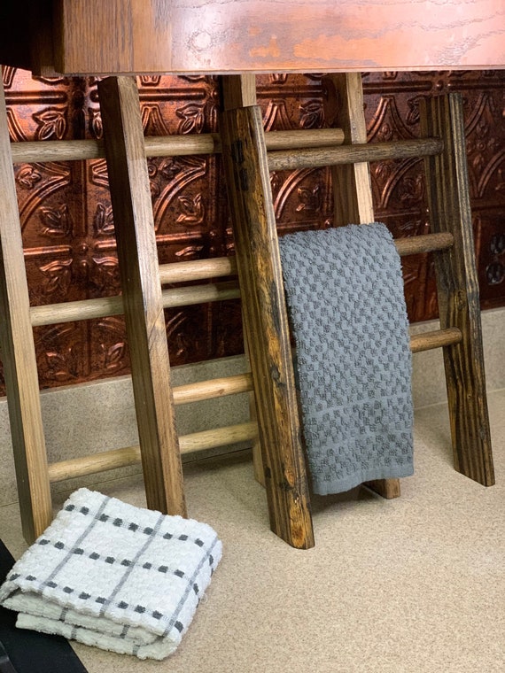 Tea 2024 towel ladder