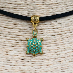 Turtle Necklace  Animal Pendant  Green Turtle Pendant  Pendant Necklace  Everyday Choker  Black Suede Necklace  Unisex Jewelry