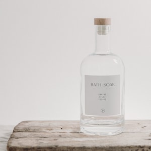 Glass Bubble Bath Bottle 750ml | Luxury Bathroom Storage | Cork Stopper | Personalised Waterproof Label | Spa Bath Accessories