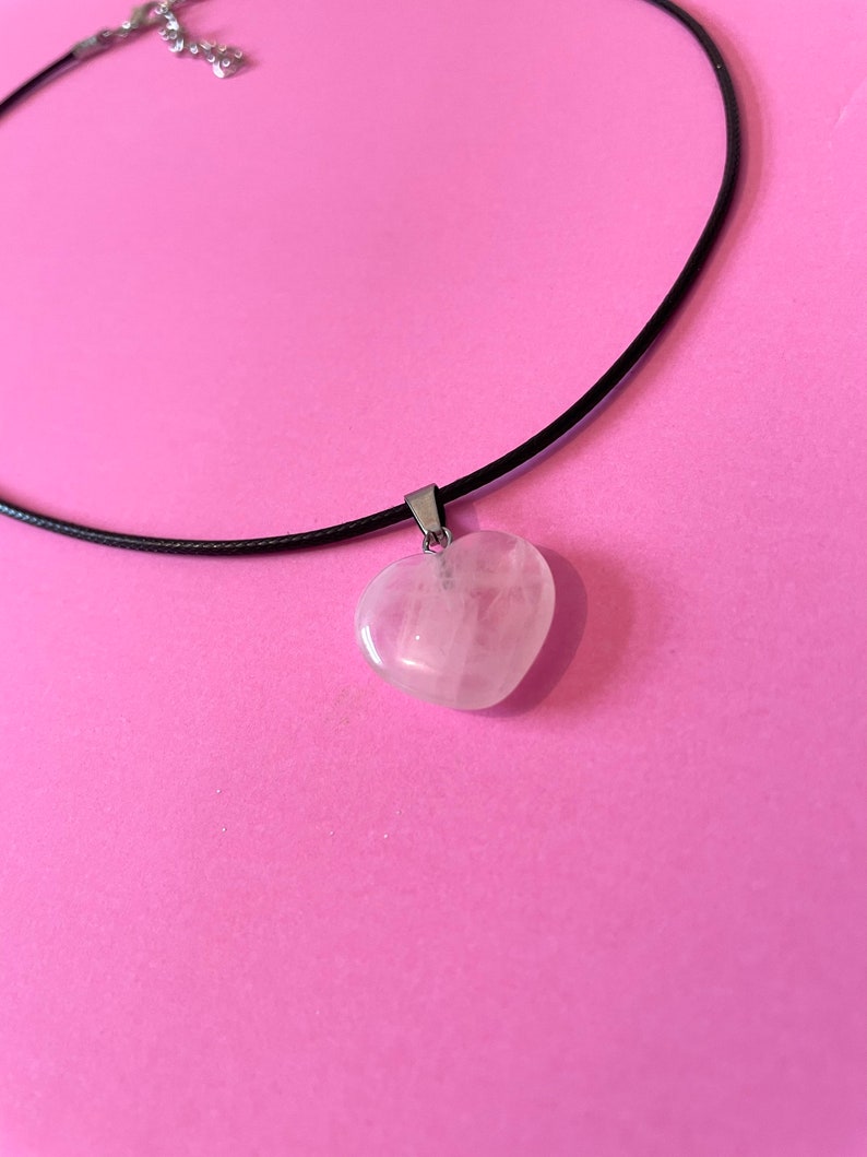 ROSE QUARTZ NECKLACE