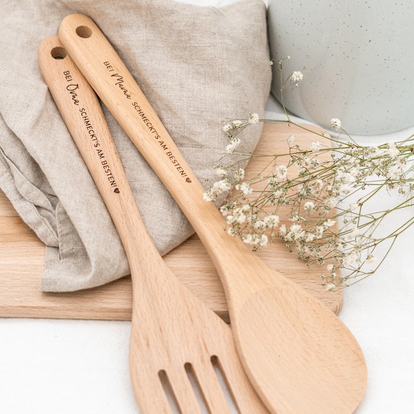 Personalized wooden spoon, kitchen helper made of wood, gift for mom, gift idea for grandma | SCHMECKT'S