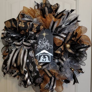 Black Silver and gold wreath, holiday wreath, silver, gold, black wreath, Merry Christmas, 24&quot; round, 5&quot; deep, door decor, yourdecoreandmore