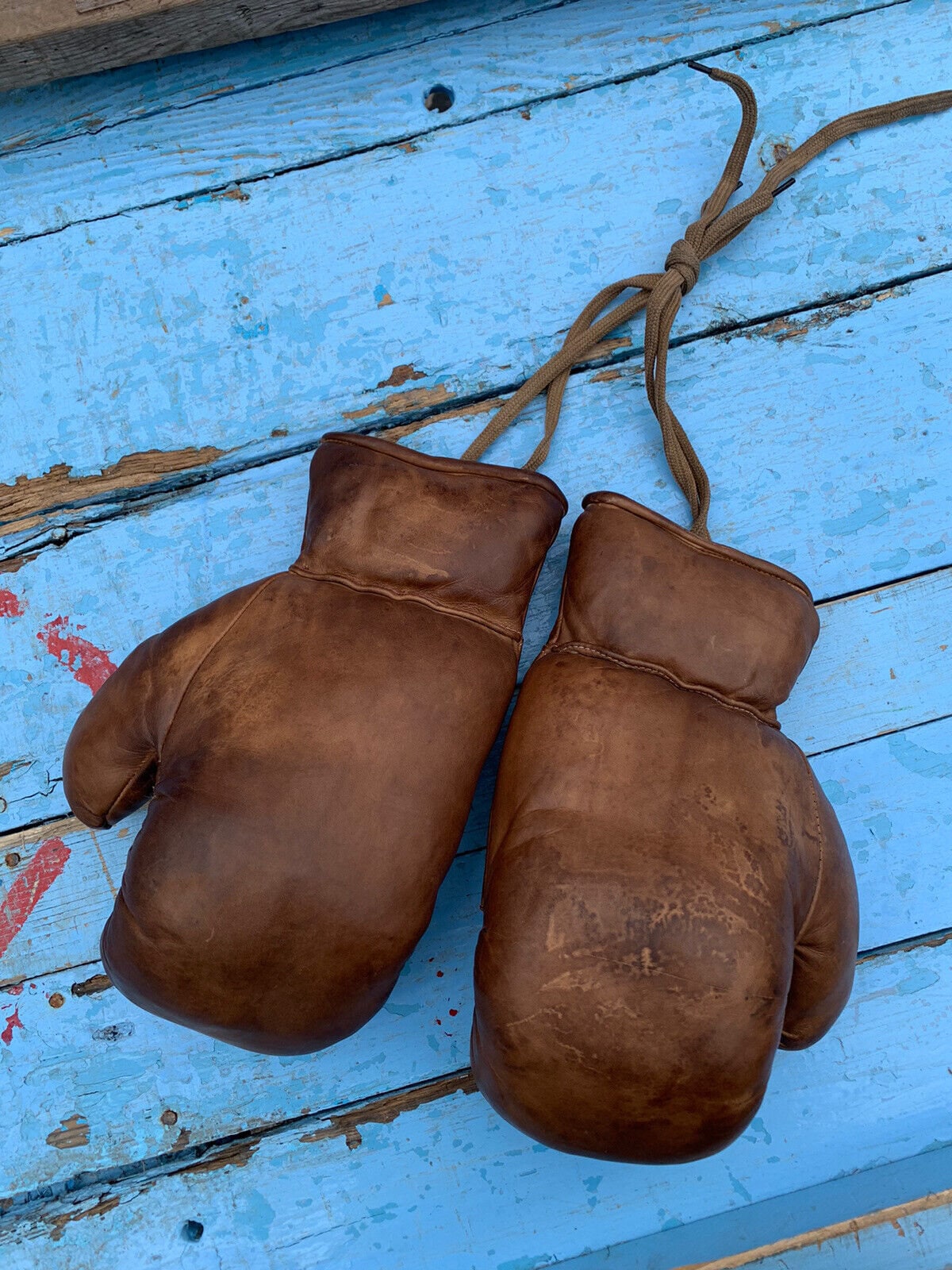 Poire de vitesse en cuir vintage pour la boxe punching ball personnalisable  -  Canada
