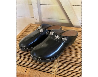 Vintage Swedish Handmade Clogs from Hannah Anderson, Leather & Wood, Vintage Clogs, Traditional, Scandinavian, Vintage Clothing