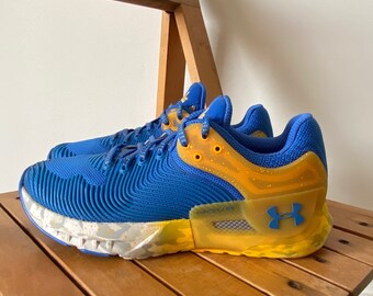 Under Armour UCLA HOVR TriBase Zapatillas de entrenamiento  display picture 1
