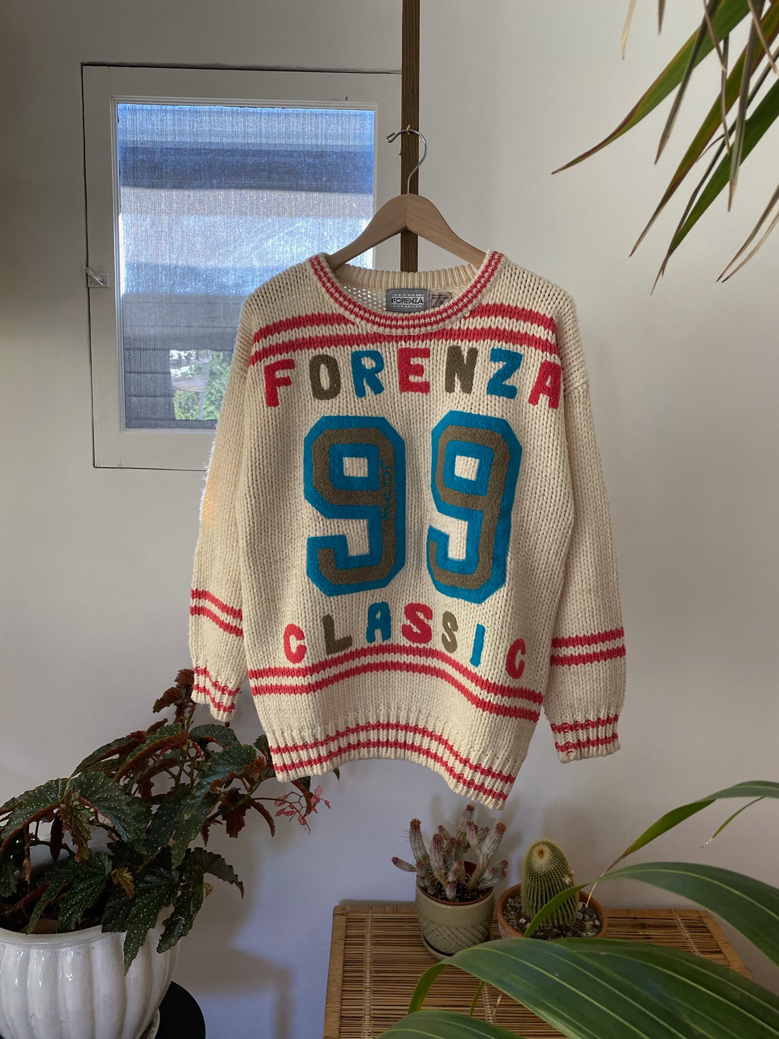 levis sweater