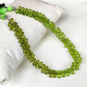 天然ペリドット宝石 6x4～9 x 6 mmサイズ ファセットペアブリオレット