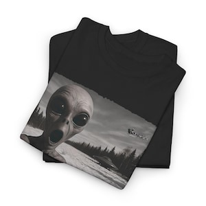 Alien Santa Surprise Funny Christmas Tshirt, Extraterrestrial Xmas Gift, UFO Holiday