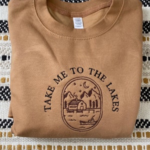 Lakes embroidered Sweatshirt/ T-shirt/ Hoodie/ Tote bag / dark green fleece