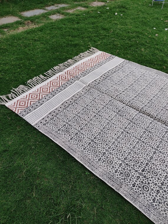 EXPRESS DELIVERY 5x8 Sq.ft. Indian Handmade Cotton Throw Rugs