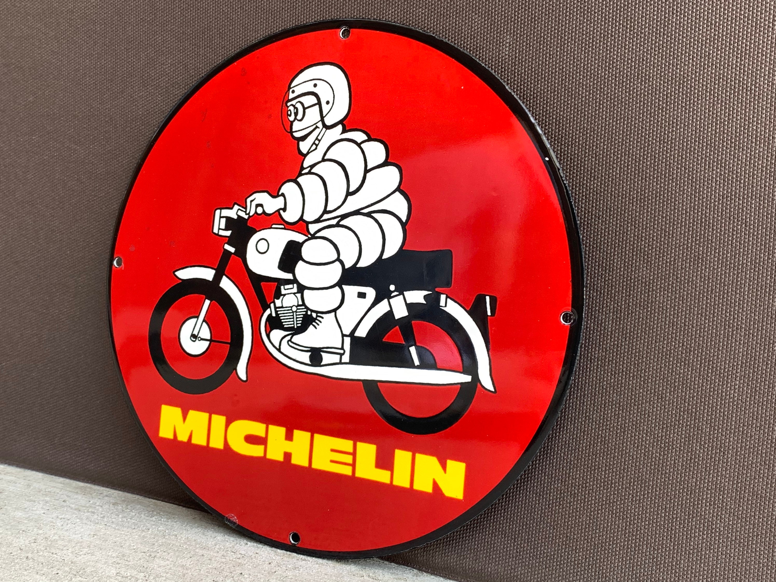 本物　未使用 GOODYEAR Motorcycle tires 琺瑯看板 Goodyear Motorcycle Tires Neon Sign: Rare Vintage Automobilia