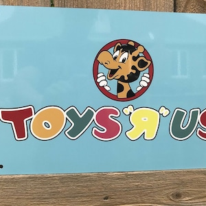 Toys R Us Sign