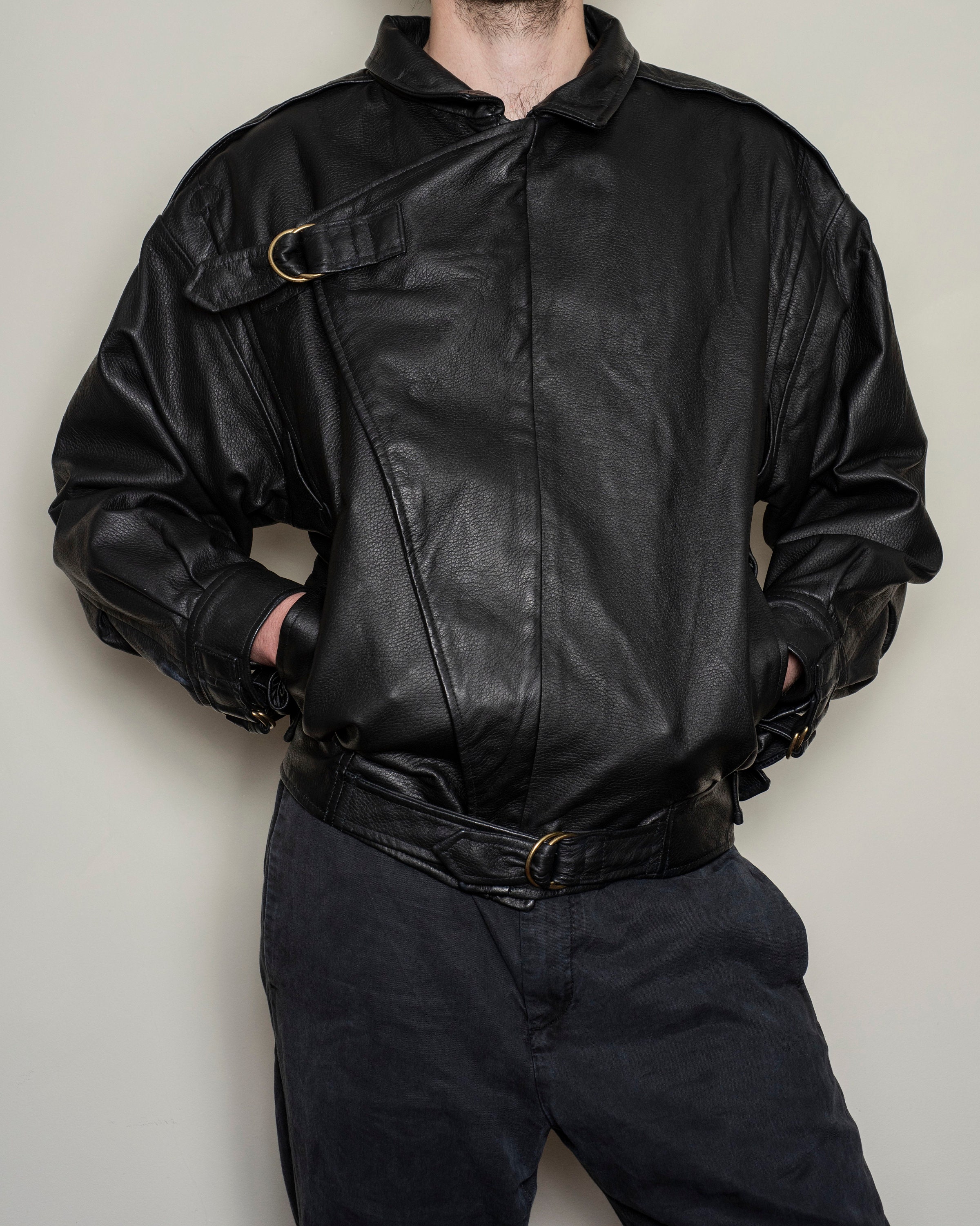 ジャケット・アウター used oversize leather riders jacket Retro Oversized Leather Motorbike Jacket Growling Tiger Size