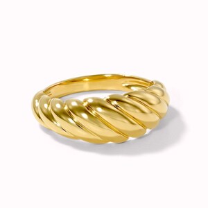 18k Gold Plated Croissant Signet Ring in Gold, Water Resistant Ring, Minimalist Dome Ring, Chunky Ring, Twist Ring, Signet Bubble Ring