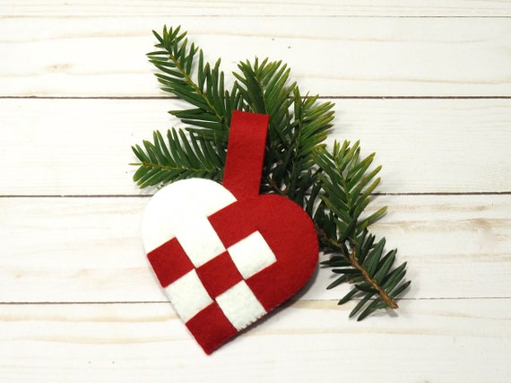 　COPENHAGEN　XMAS　DECORATION　HEART Choice Royal Copenhagen White Bisque Porcelain Christmas