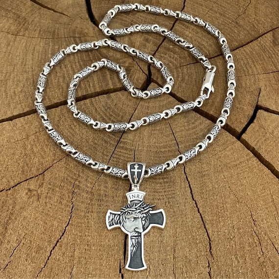 Handmade Designer 925 Sterling Silver Chain With Cross Depicting