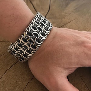 Massive silver bracelet Cardinal (Ramses)