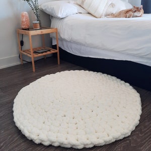 Handmade Premium Round Rug - Knitted Rug - White rug, Neutral Rug - Boho Cozy Round Rug - Floor Carpet - Bedroom rug, Small Rug - Home decor