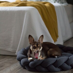 Modern Dog Bed - Calming Dog Bed - Dog Crate, Twisted Dog Bed, Washable Dog Bed - Cat Bed, Pet Bed, Small Dog Bed - Pet Deep Sleep Bed