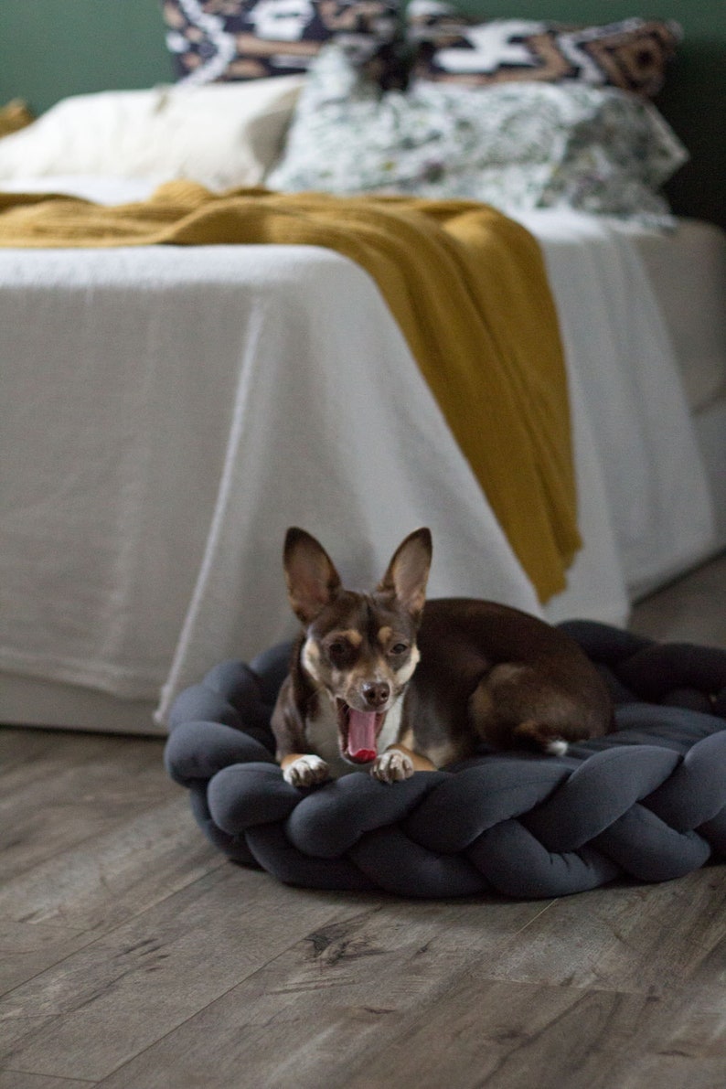 Modern Dog Bed - Calming Dog Bed - Dog Crate, Twisted Dog Bed, Washable Dog Bed - Cat Bed, Pet Bed, Small Dog Bed - Pet Deep Sleep Bed