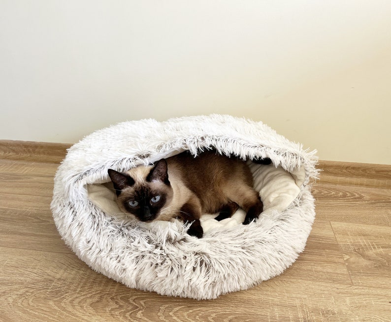 Calming Cat Bed - Anti-Anxiety Cat Cave - Donut Cat Bed - Fluffy Pet Bed - Cat Kennel, Soft Cat Bed, Cat Cave, Cat House - Cat Lover Gift