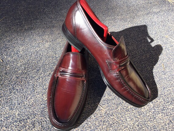 Excellent condition Vintage Florsheim loafers, 9.5