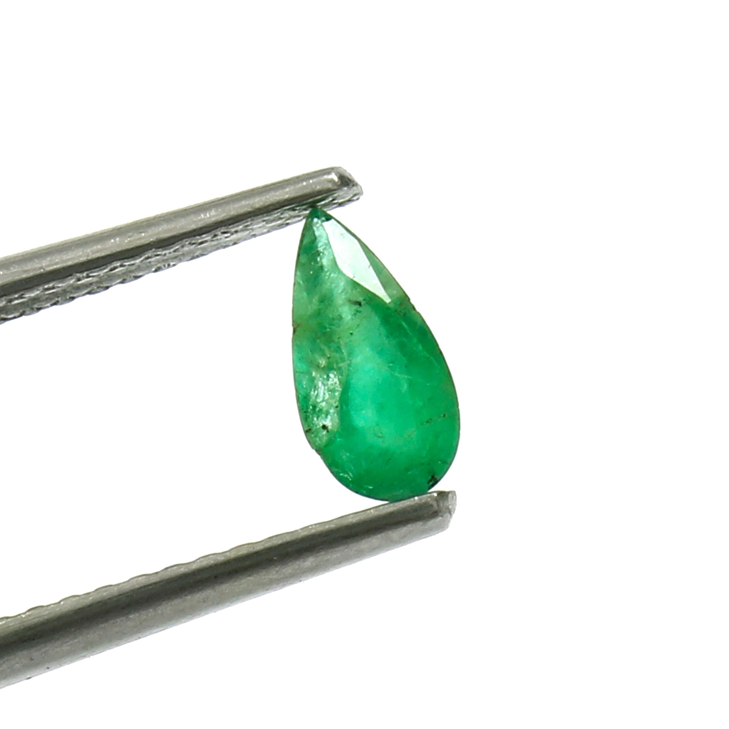 ルースエメラルド宝石 – 7x3.50 mm ペアシェイプ ナチュラルグリーン 