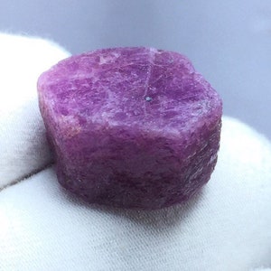 Natural Ruby Rough , Raw Ruby Crystals, July Birthstone, Receive Top Raw Ruby  -Weight 36.55 Carats -  16.5 X 14   MM