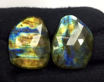 Incredibile coppia di pietre preziose naturali di labradorite taglio rosa, coppia di pietre preziose di labradorite sfuse taglio sfaccettato per la creazione di gioielli - 54,45 carati - 31 X 24 MM