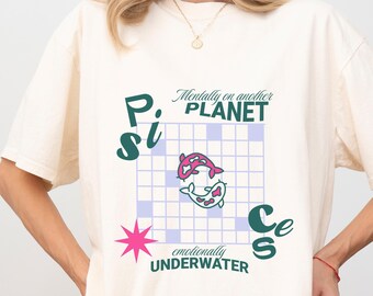 Pisces Woman T-Shirt, Astrology Shirt, Zodiac Sign Shirt, Pisces Baby Tee, Astrology Gift. Zodiac gift, Pisces season, Witchy shirt