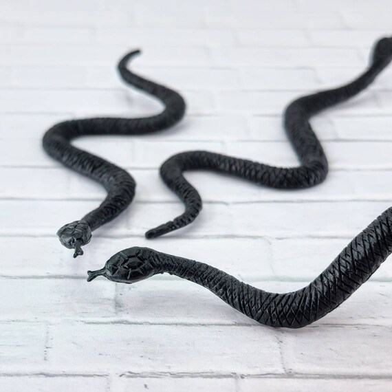 BESPORTBLE 100pcs Mini Simulation Snake Realistic Lifelike