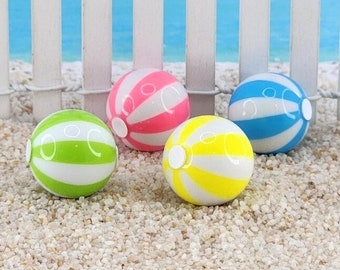 Miniature Beach Ball,Beach Miniatures,Mini Beach Accessories,Terrarium Supplies,Fairy Garden Accessories,Diorama,Dollhouse Beach,Mini Beach