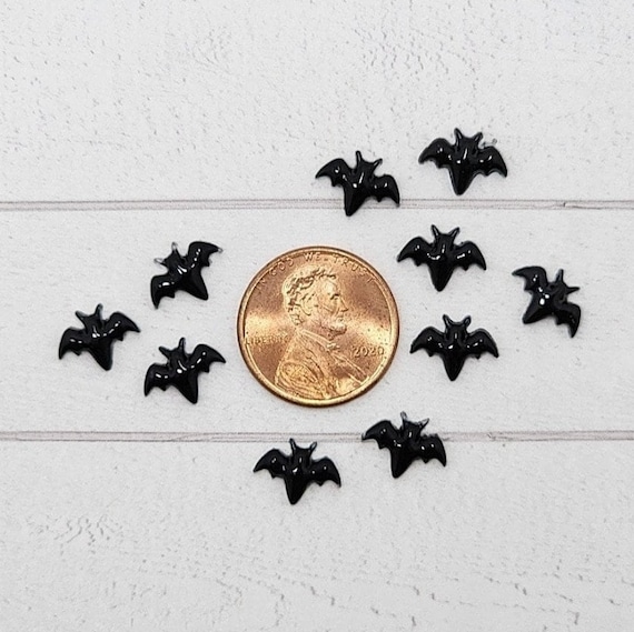 10 Tiny Micro Bats,Flatback Bat Embellishments,Dollhouse Halloween,Terrarium,Diorama,Halloween Craft Supply,Tiny Halloween Bats,Charms