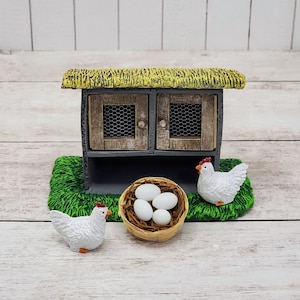 Miniature Chicken Coop,Miniature Chickens,Rooster,Egg Basket,Basket of Eggs,Farm Miniatures,Fairy Garden Accessories,Dollhouse Miniatures