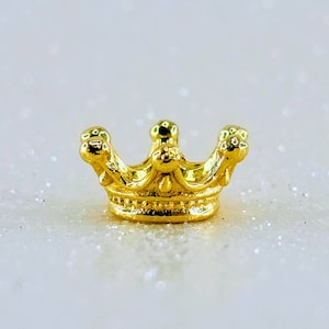 Dollhouse Miniature Gold Crown Metal,Tiny Crown,Miniature Fairytale,Fairy Miniatures,Fairy Garden Accessories,Tiny Crown,Crown Charm