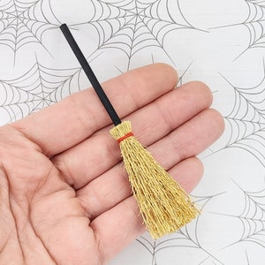 Miniature Broom, Miniature Witch Broom,Fall Halloween Miniatures,Dollhouse Halloween Broom,Fairy Garden Accessories,Diorama,Craft Supplies