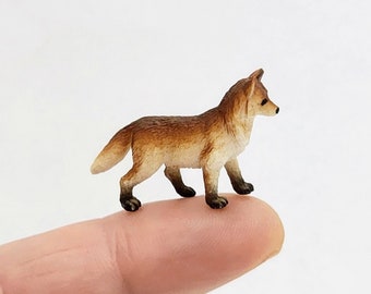 Micro Fox,Miniature Fox,Tiny Red Fox,Diorama,Terrarium Supplies,Dollhouse Miniature Animals,Craft Supplies,Micro Animals