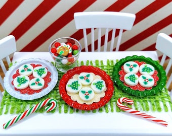 Miniature Christmas Cookie Tray,Dollhouse Christmas Cookies,Holiday Miniatures,Miniature Cookies,Christmas Miniatures