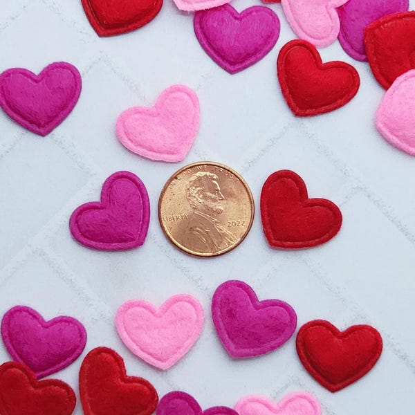 24 Tiny Felt Hearts,17mm,Red,Pink Mix,Fabric Heart Embellishments,Valentine's Day,Miniature Hearts,Craft Hearts,Miniature Craft Supply