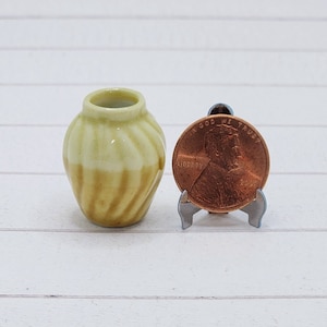 Dollhouse Miniature Vase,1:12 Scale,Ceramic,Miniature Flower Vase